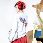 moe_magmagの炎上する餃子・白（バックプリントver） Long Sleeve T-Shirt :model wear (back, sleeve)