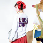 コゴロー・ナイトの女たち ロングスリーブTシャツの着用イメージ(裏面・袖部分)
