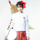 ふふみちゃんオンラインショップsuzuri店の国際信号旗「FUFUMI」ロングTシャツ ロングスリーブTシャツの着用イメージ(表面)
