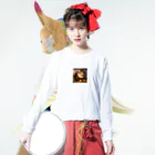 kpop大好き！のかわいい猫のイラストグッズ ロングスリーブTシャツの着用イメージ(表面)