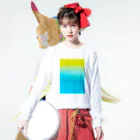 color me color worldのすいへいせん ロングスリーブTシャツの着用イメージ(表面)