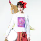𝙥𝙤𝙬𝙖𝙧𝙮の魔法のピンクドラゴン🐉🩷✨ Long Sleeve T-Shirt :model wear (front)