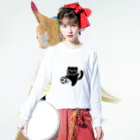 チェリモヤのねこのシルエット 07 Long Sleeve T-Shirt :model wear (front)