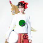 junsen　純仙　じゅんせんのJUNSENSETA（瀬田純仙）古代絵者１緑紫 ロングスリーブTシャツの着用イメージ(表面)