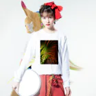 中田 トモエのタイガーリーフ ロングスリーブTシャツの着用イメージ(表面)