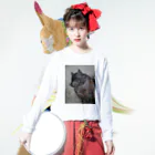 今井康絵公式ショップのWolf Long Sleeve T-Shirt :model wear (front)