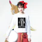 菊タローオフィシャルグッズ販売所の菊タローのハワイ ロングスリーブTシャツの着用イメージ(表面)