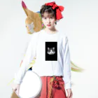 Timmy chan の猫の鳩胸 ロングスリーブTシャツの着用イメージ(表面)