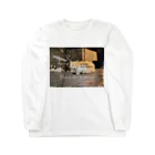 クリオネの写真のもう居なくなった近所の猫 Long Sleeve T-Shirt