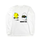 PLUM  VILLAGEの『HUNGRY EGG』「・・・ん？」 Long Sleeve T-Shirt