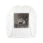 Ki-nacoの鹿と枯れ葉 Long Sleeve T-Shirt