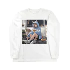 可愛いは正義！のネコミミパーカー　JK  猫と戯れ Long Sleeve T-Shirt