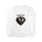 Love and peace to allの私は鉄の心臓を持っています Long Sleeve T-Shirt