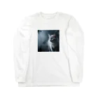 ZZRR12の「境界を見つめる猫の眼差し」 Long Sleeve T-Shirt