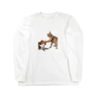 猫ミームグッズの【猫ミーム】叩かれる猫と叩く猫 Long Sleeve T-Shirt