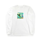 yuhi04のスカイダイビングの冒険猿 Long Sleeve T-Shirt