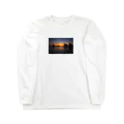 Be the Sunshineのフィリピンボラカイ島夕陽ヨット海 ロングスリーブTシャツ