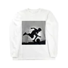 AI間違い探しのスポーツをする男の子 Long Sleeve T-Shirt