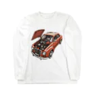 River book designのスポーティな赤い車がセンターに駐車。 ロングスリーブTシャツ