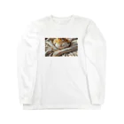 shinjo_irasutoの寝ている可愛いひよこ Long Sleeve T-Shirt