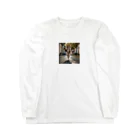 たそがれ！動物村の猫った驚いた Long Sleeve T-Shirt