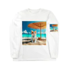 猫と紡ぐ物語の南国の海で一時のバカンスを楽しむ Long Sleeve T-Shirt