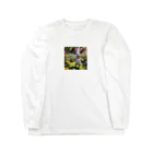 森の雑貨屋の陽気なウサギ Long Sleeve T-Shirt