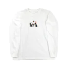 ユニークウエアの犬に囲まれて Long Sleeve T-Shirt