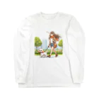 南国のかわいい犬と散歩をする女性 Long Sleeve T-Shirt