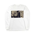 古春一生(Koharu Issey)の寄り道への誘い【茶】(フチ無) Long Sleeve T-Shirt