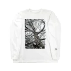 ベアーズ&サーモンの雪の木 ロングスリーブTシャツ