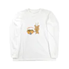 ならきちアイテムショップのならきち　鹿せんべいを運ぶ Long Sleeve T-Shirt