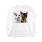 ねこほうチャンネル公式グッズのチロモモびっくり長袖 Long Sleeve T-Shirt