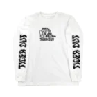 pirexpoのtiger out Long Sleeve T-Shirt