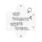 NO BOMB NEEDEDのcase white ミニクリアマルチケース