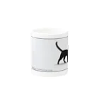 ハナイとトンの猫が目の前を横切った（黒猫） Mug :other side of the handle