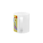 アート工房　甘月蝕(kanngesshoku)『TAaKA』のストアのMary's  tweets『ワーイ、海水浴って最高!!』 Mug :handle