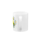 mariechan_koboの031 シロハラインコ オレンジ小花のリース Mug :handle