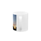 さちの部屋のとある日の夕焼け Mug :handle