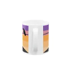 骨犬工房の夕焼けにカラス Mug :handle