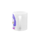 へのいちごをほおばる女 Mug :handle