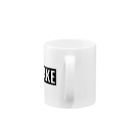 kozukuzukzのSAKE（ロゴ風） Mug :handle