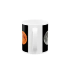 Naochan SuzukiのLunar Eclipse Cup Mug :handle