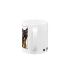 ねこほうチャンネル公式グッズのチロモモびっくりマグカップ Mug :handle