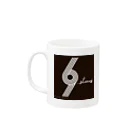 まみちょん【豆い洞】の69.STONES グッズ　黒ステッカーバージョン Mug :left side of the handle