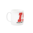 菊タローオフィシャルグッズ販売所のインターネット老人会 Mug :left side of the handle