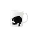 黒猫の床に落ちてる猫 Mug :right side of the handle