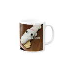 僕とワニコのつまみぐい Mug :right side of the handle