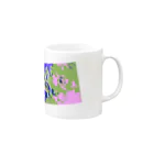 壁かべSHOP・SUZURI店の「えっ！私の年収これだけ？」ポップアート Mug :right side of the handle