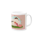 内海　憂　女の子と優しい動物さん達の癒しの羊さんと女の子 Mug :right side of the handle
